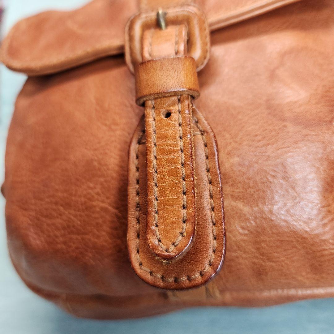 【美品】genten ゲンテン　ボディーバッグ　ウェストポーチ　レザー