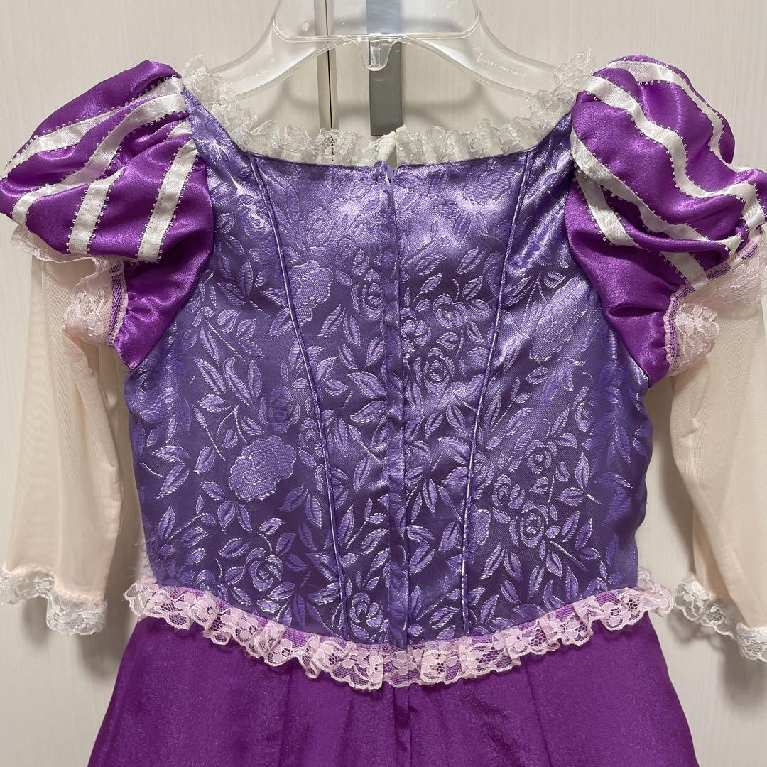 美品 ディズニー ビビディバビディブティック ラプンツェル ドレス 130㎝