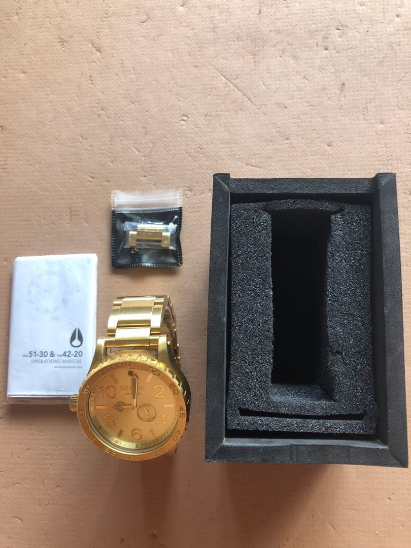 NIXON 51-30 ALL GOLD A057 502 ニクソン 腕時計