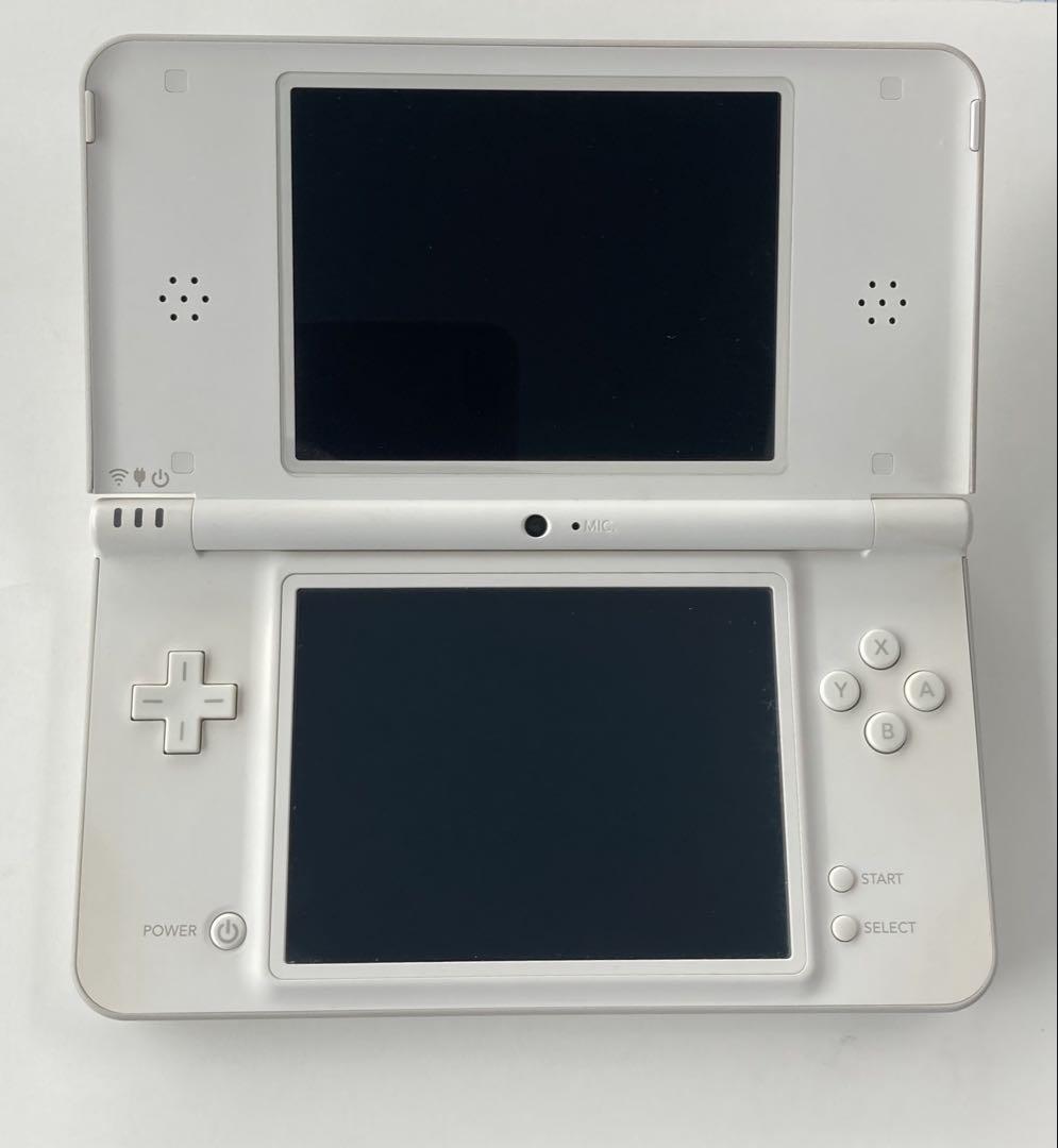 ニンテンドーDSi LL➕ソフト4本セット