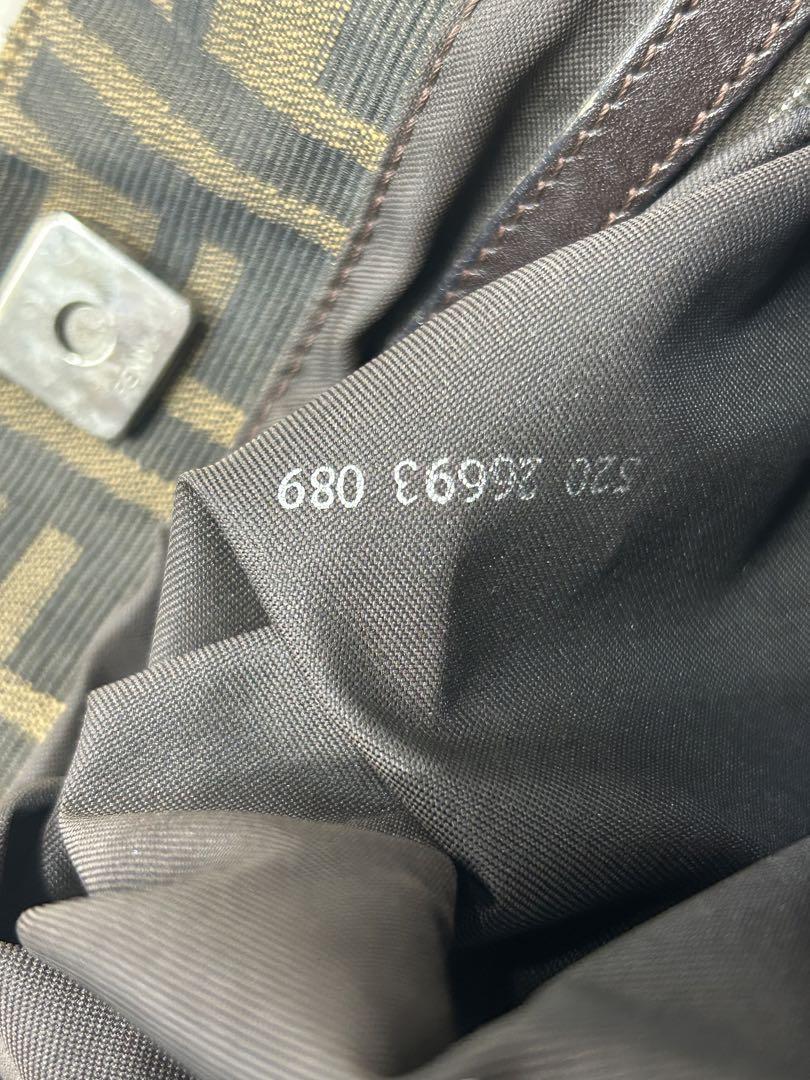 FENDI フェンディ　ハンドバッグ　ズッカ柄　キャンバス　レザー　カーキ