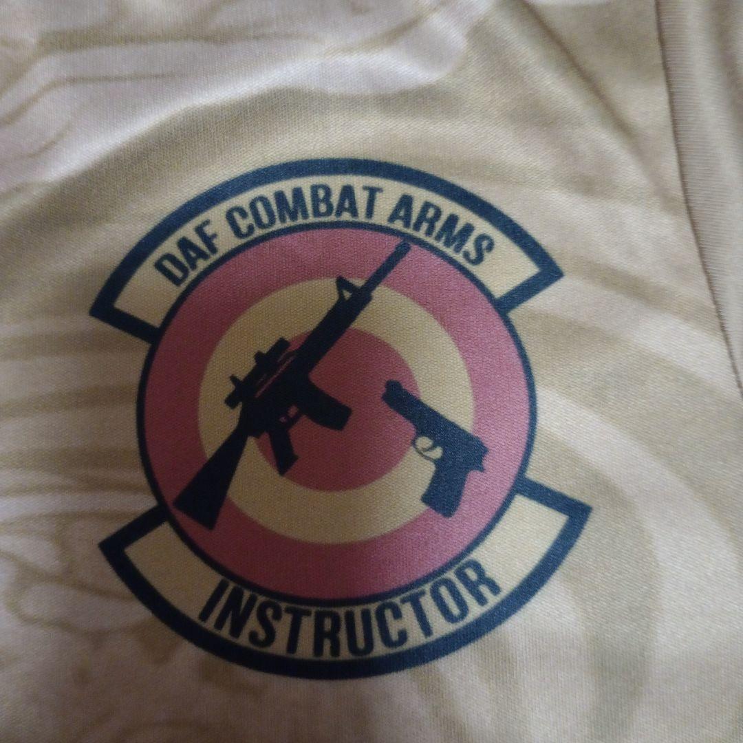 横田基地　米軍放出品　チームＴシャツ