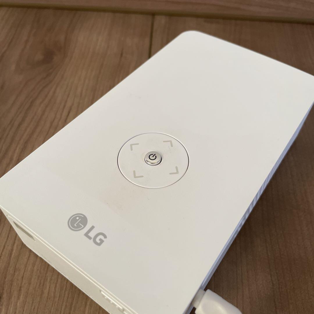 コンパクトプロジェクター Mini Beam LG PH30JG
