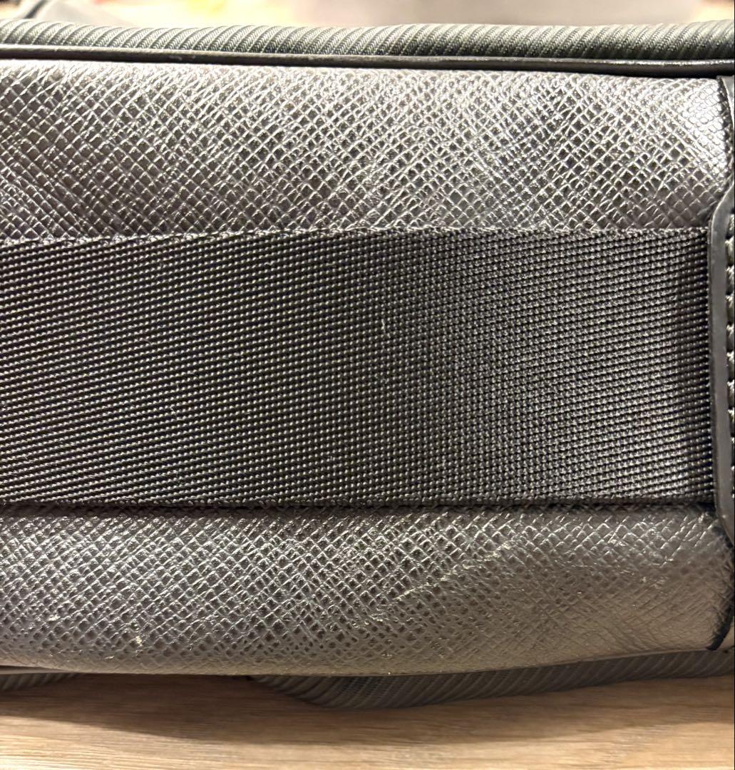 美品 ルイヴィトン M30162 タイガ デルスー ショルダーバッグ