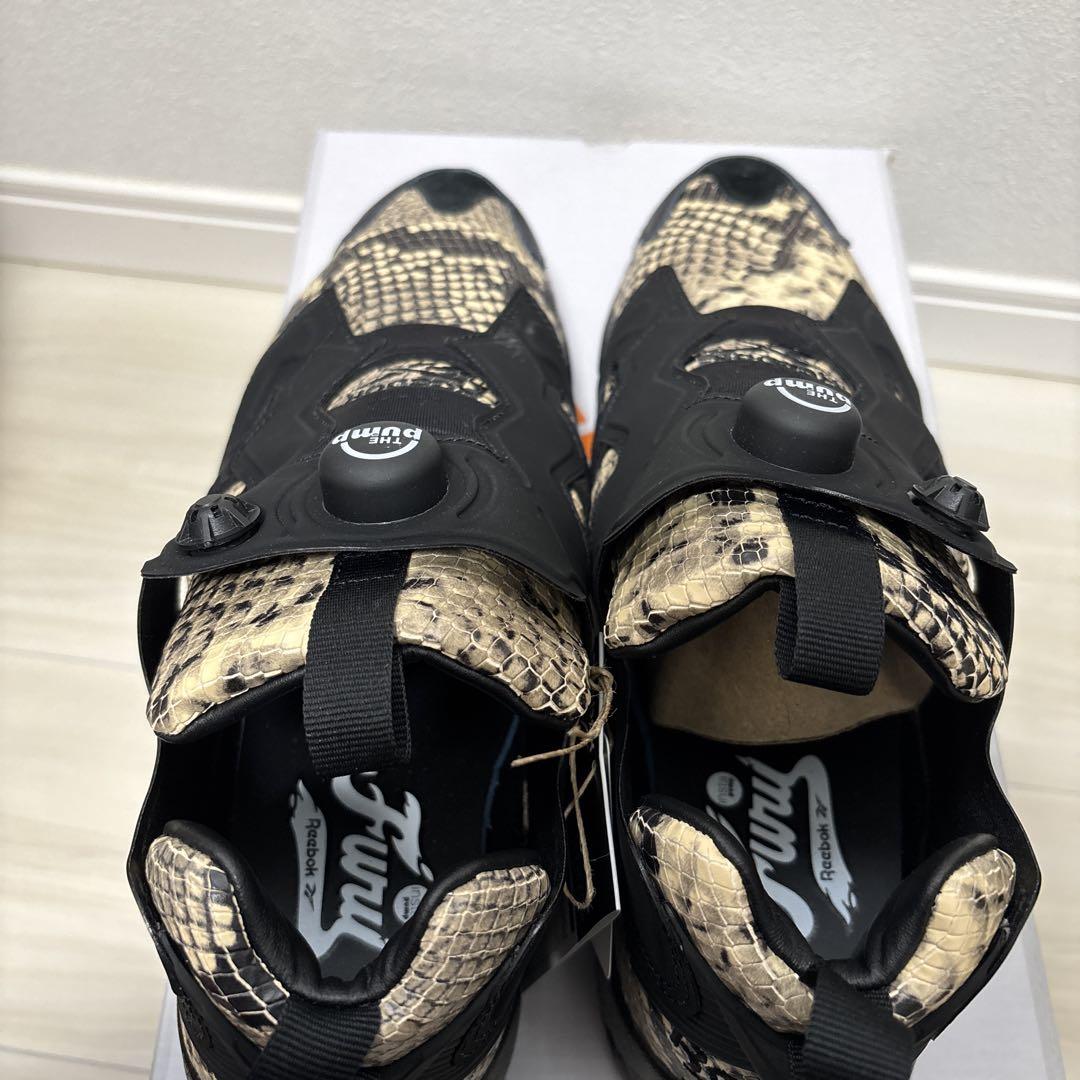 Reebok Pump スニーカー ブラック/スネーク柄