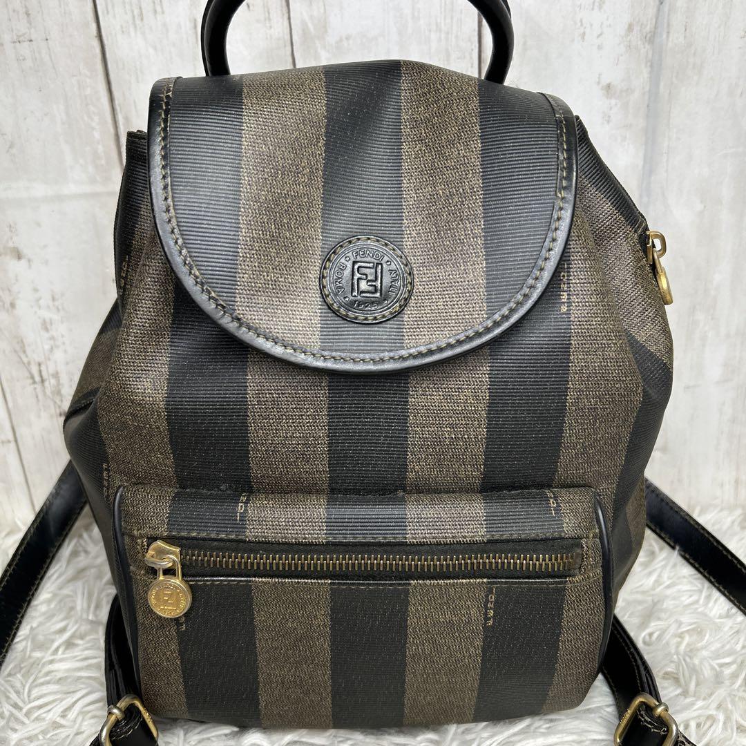 FENDI ペカン柄　リュック　レザー　PVC FFロゴ　gold ブラウン