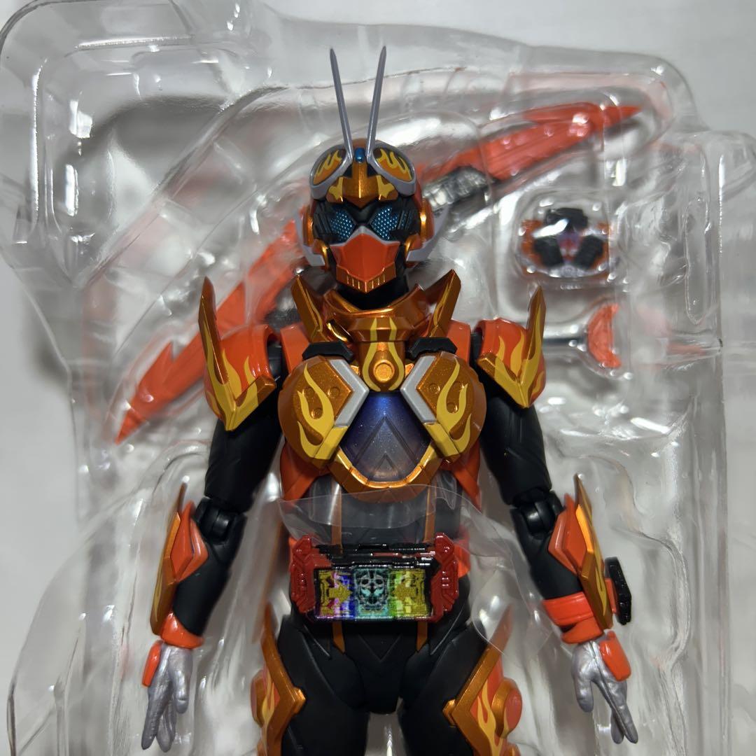 仮面ライダーガッチャードデイブレイク shフィギュアーツ