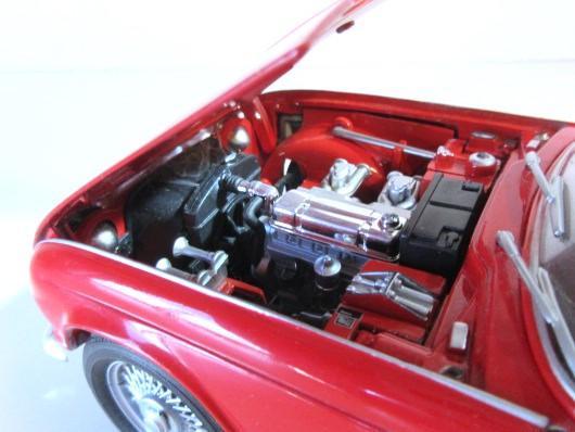 特価 JADI (1/18) トライアンフ TR4