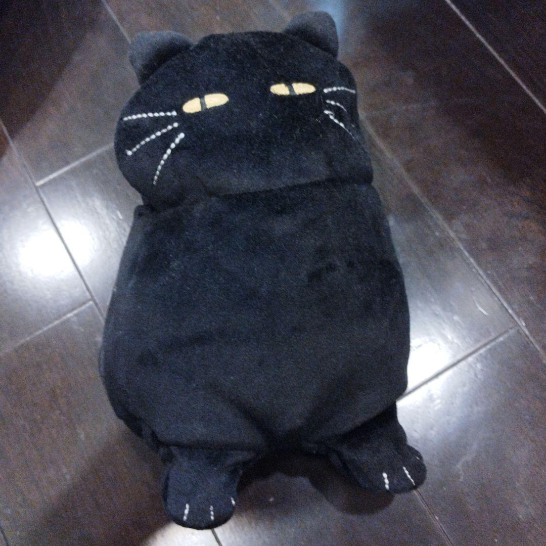 黒猫型ぬいぐるみ