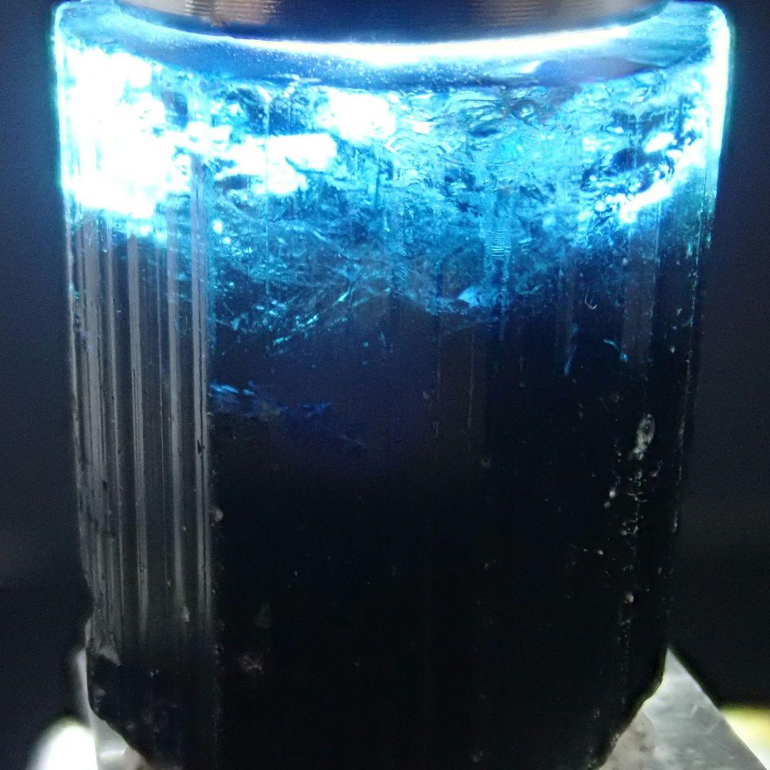 無料配達 No367 大結晶 深海ブルーキャップトルマリン リシア電気石