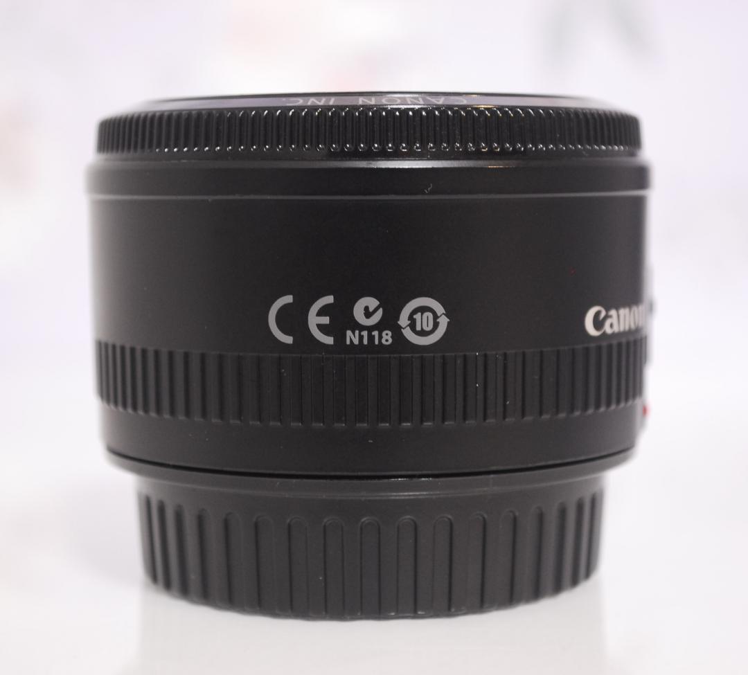 初めての単焦点レンズにオススメ☆キャノン EF 50mm F1.8 II♡