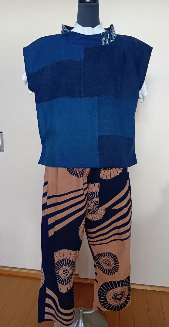 リバーシブルベスト