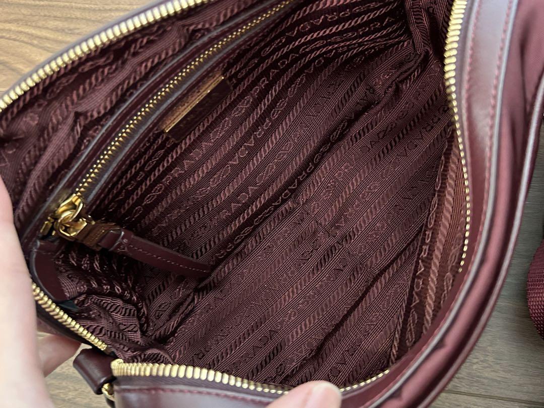 PRADA 1BH089 ナイロンショルダーバッグ