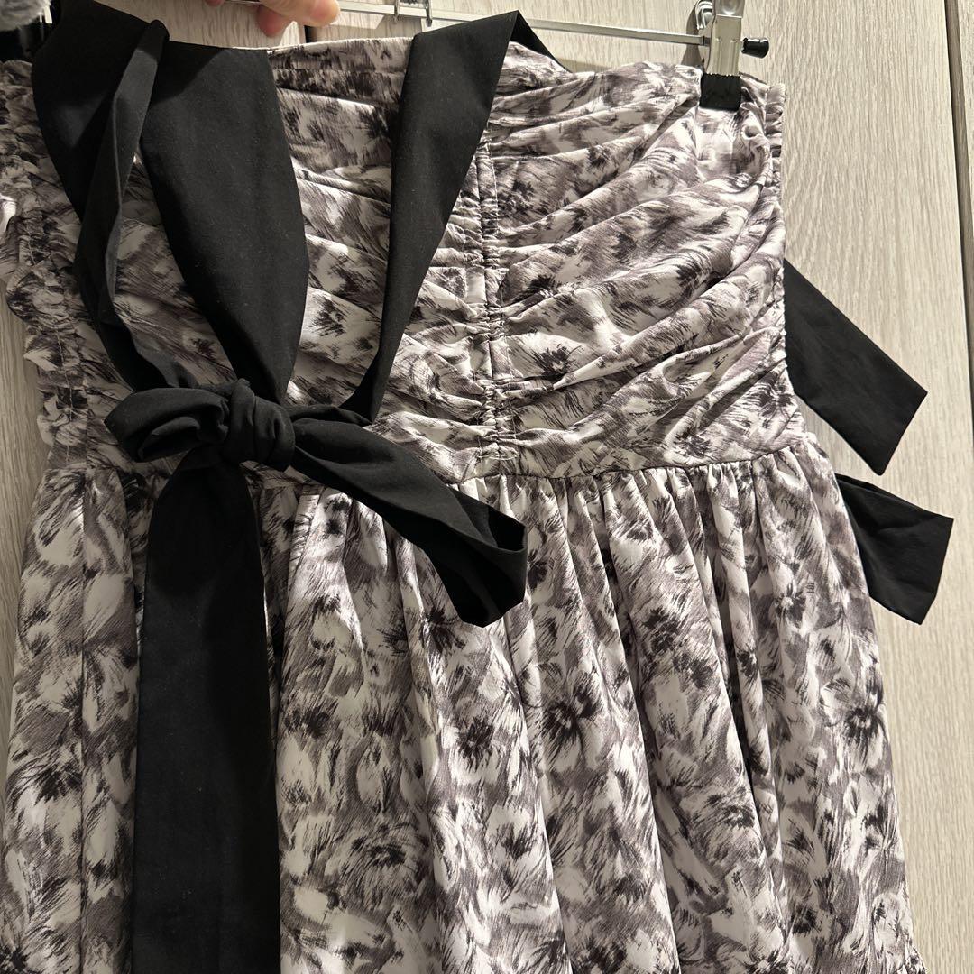 snidel ショルダー リボン フラワー ワンピース 0サイズ GRY SNIDEL ショルダーリボンフラワーワンピース - メルカリ