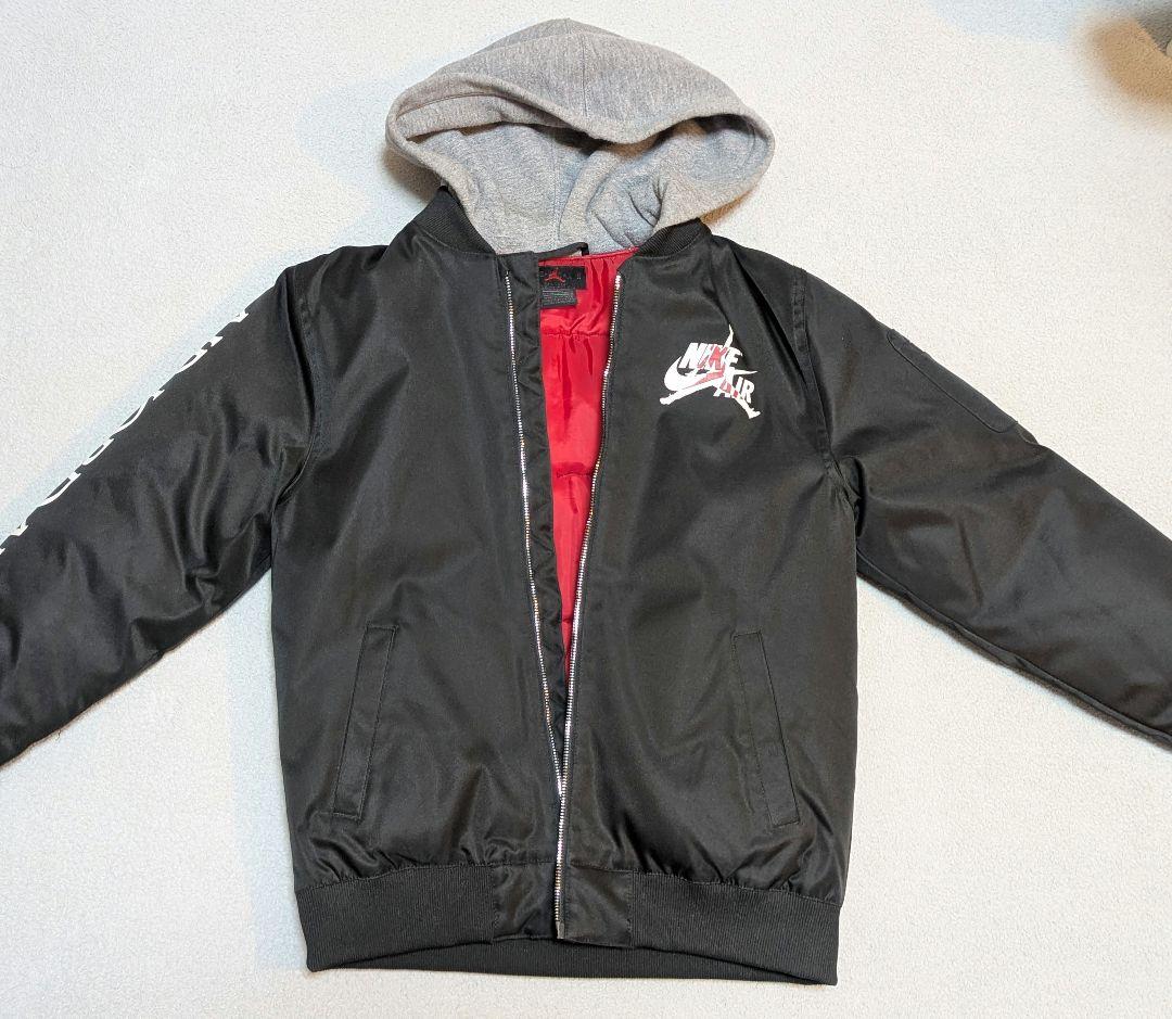 NIKE JORDAN ジョーダン アウタージャケット 150　エアジョーダン