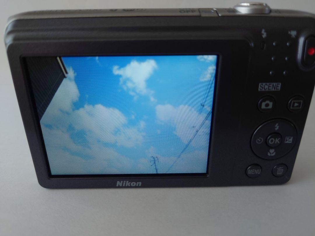 Nikon COOLPIX A300 デジタルカメラ シルバー