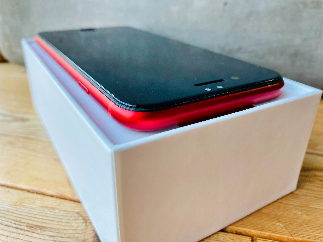 空条様iphone 256GB 大容量 SIMフリー WTaXC-m58880833593 8 レッド お得高品質