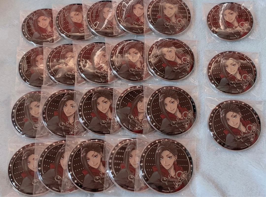 ツイステ ジャミル アルティメタル缶バッジ 23個 が大特価! www