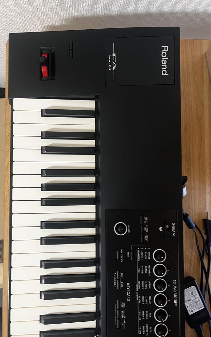 Roland FA-08シンセサイザー 81鍵