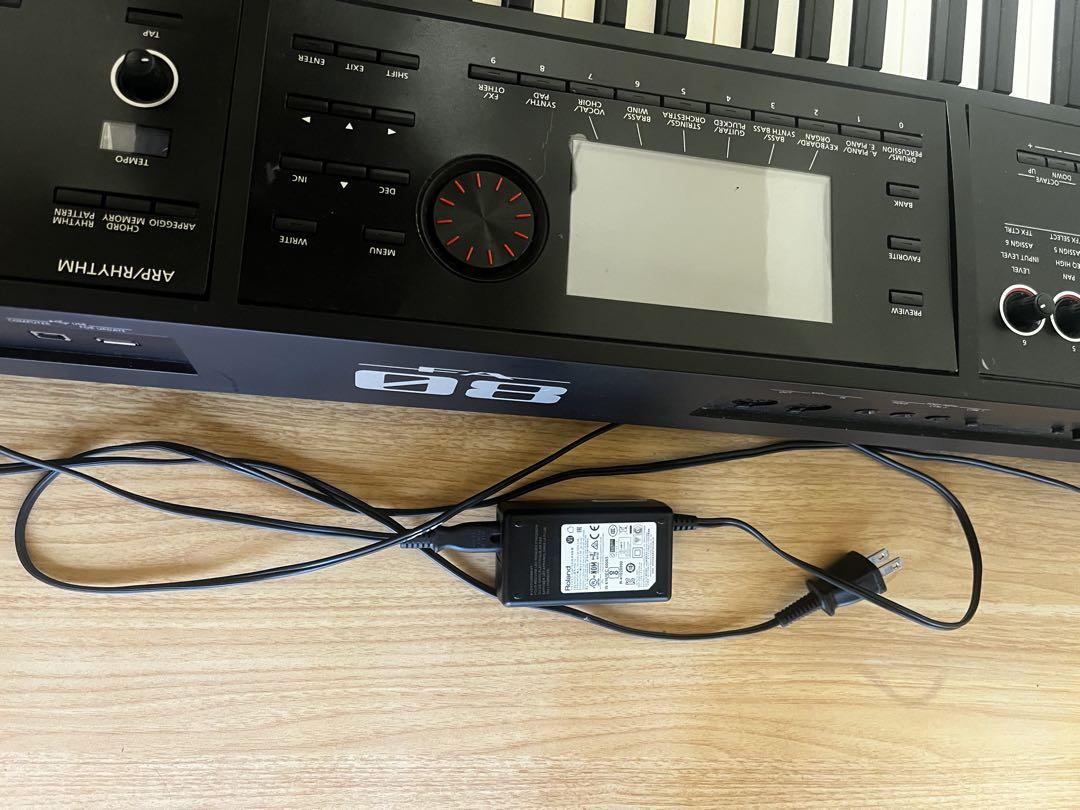 Roland FA-08シンセサイザー 81鍵