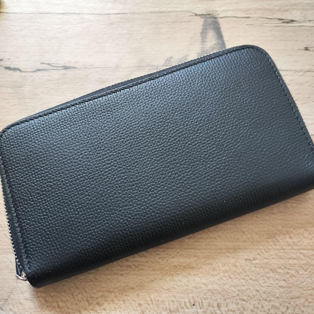 新品未使用 BURBERRY ブラック レザー 長財布 ジップアラウンド