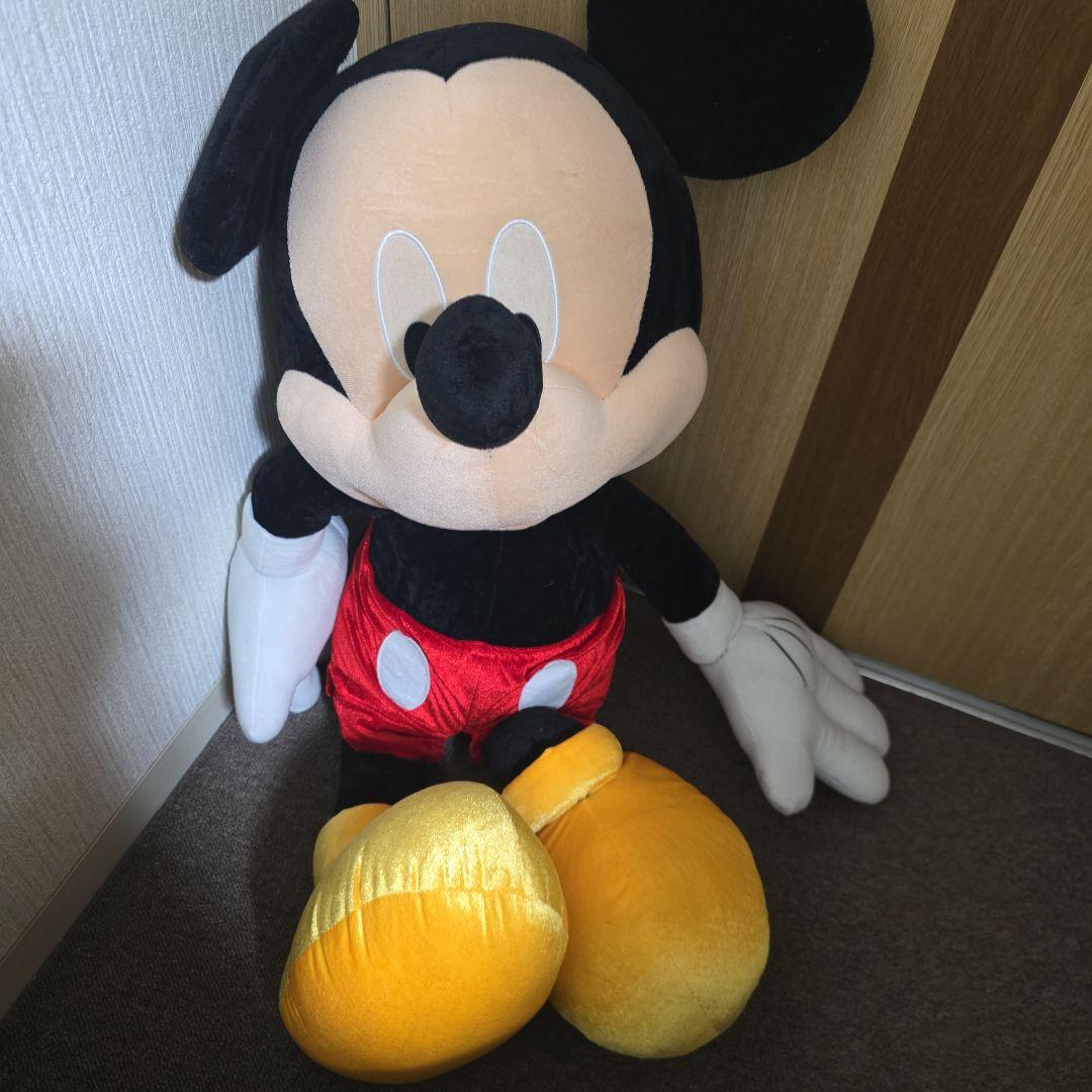 特大ミッキーマウスぬいぐるみ♪