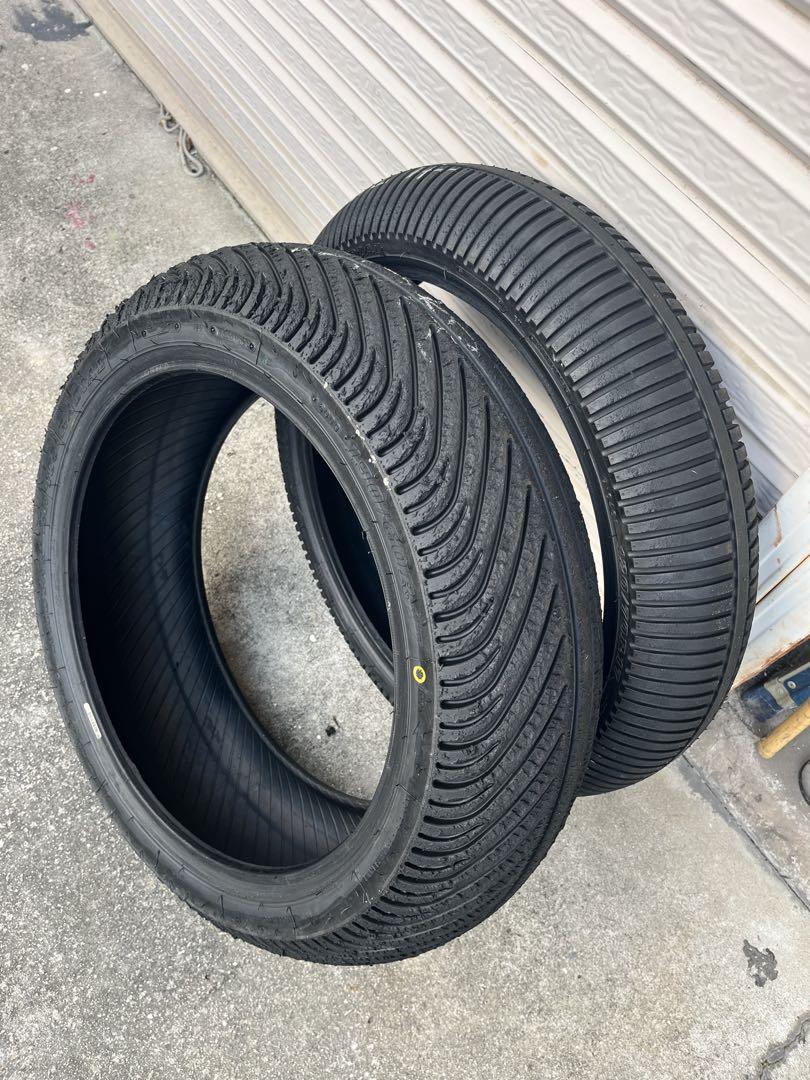 レインタイヤ　ダンロップ 120/70R17 190/60R17 レース