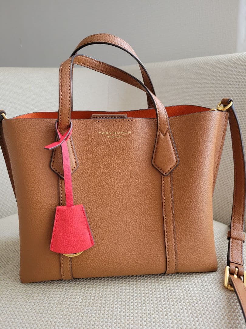 トリーバーチ　ペリースモールトリプルコンパートメントトートバッグ