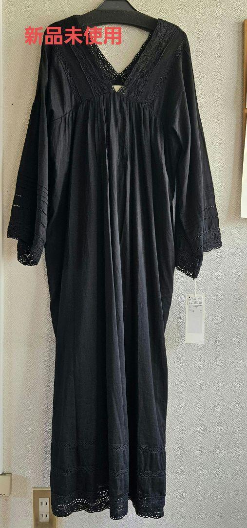 awahi 黒いロングワンピース Vネック レース付き