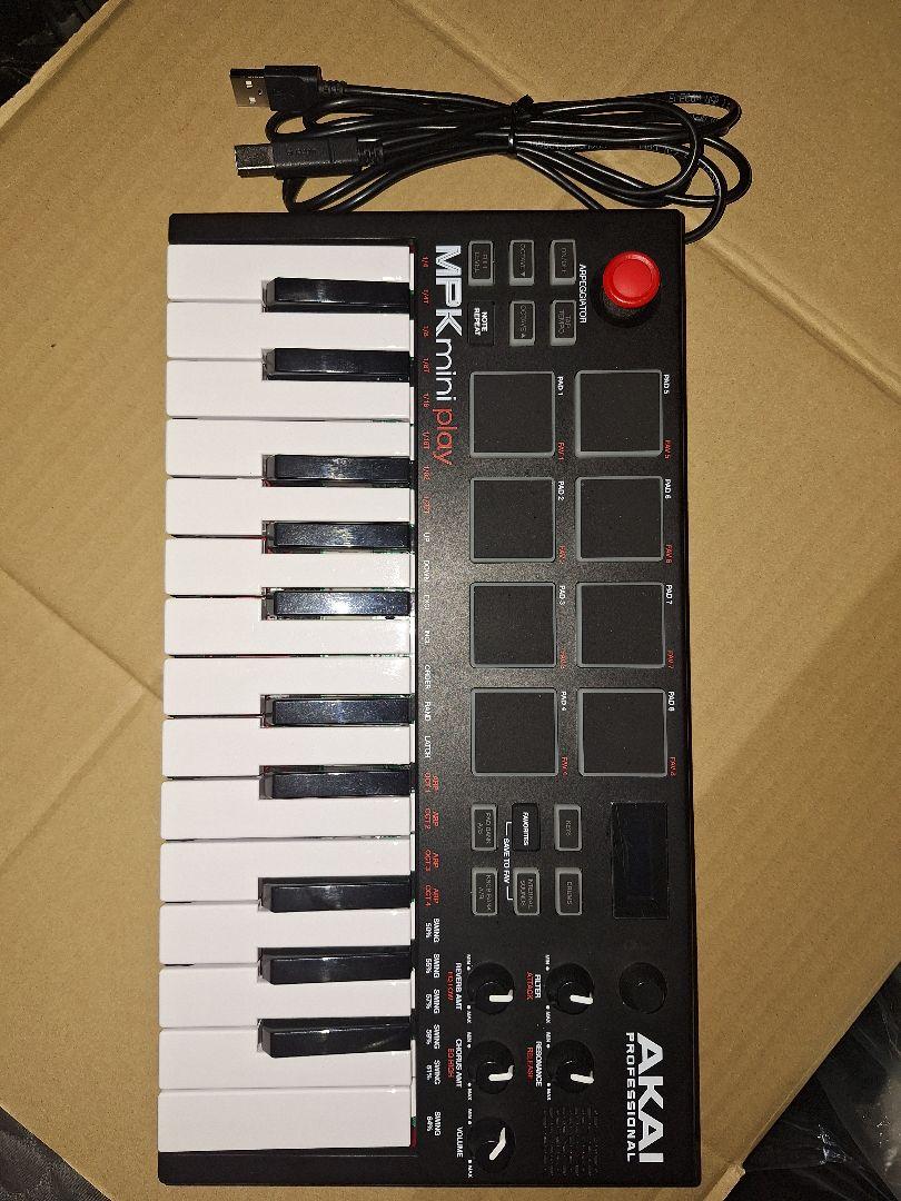 AKAI MPK mini play MIDIキーボード　最終価格