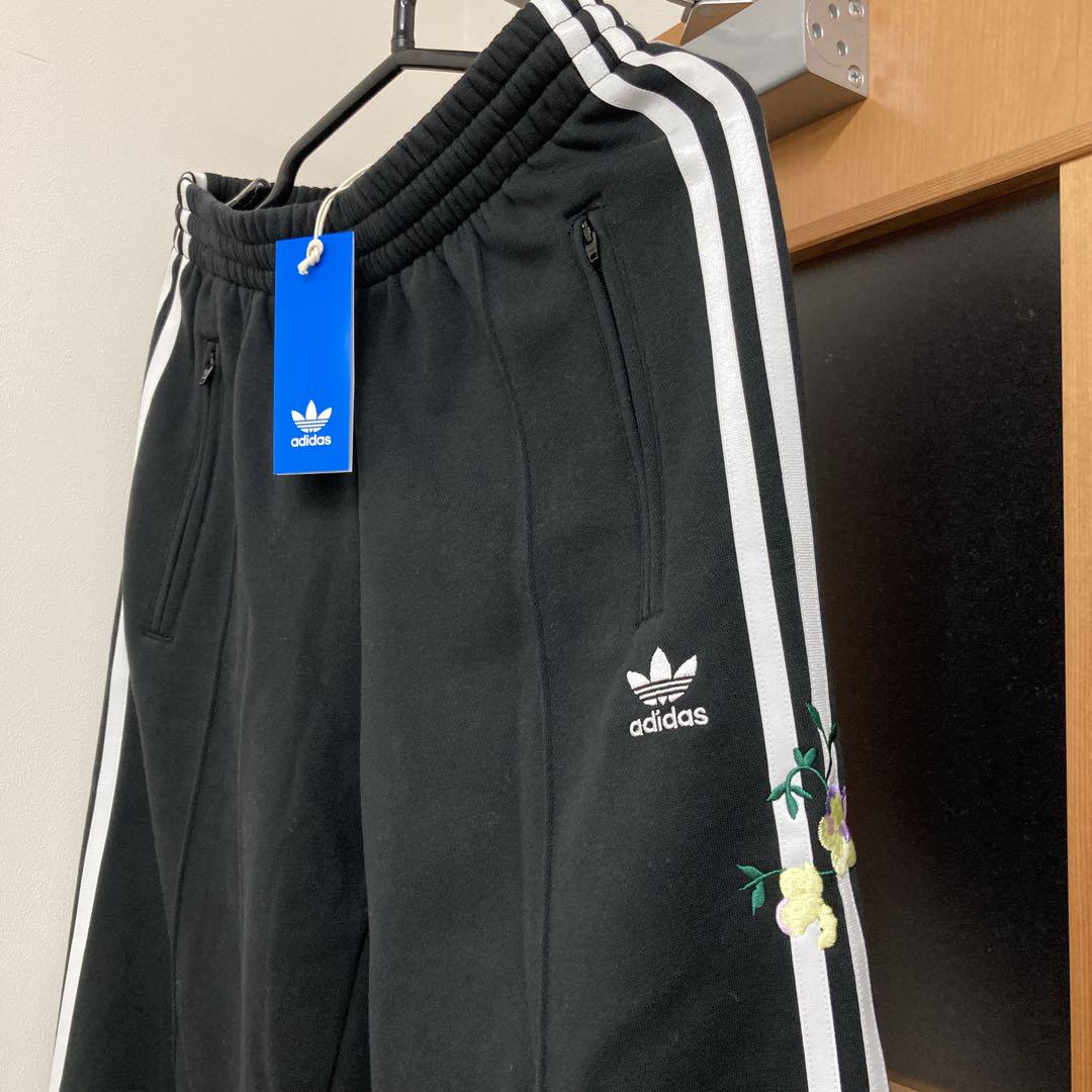 新品 adidas originals スウェット 上下 パーカー　長ズボン