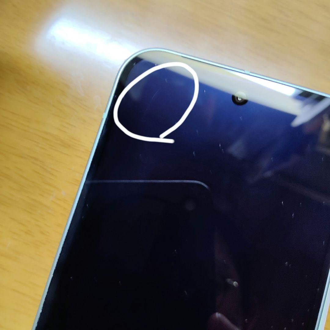 Google Pixel9 wintergreen 画面に薄い傷あり