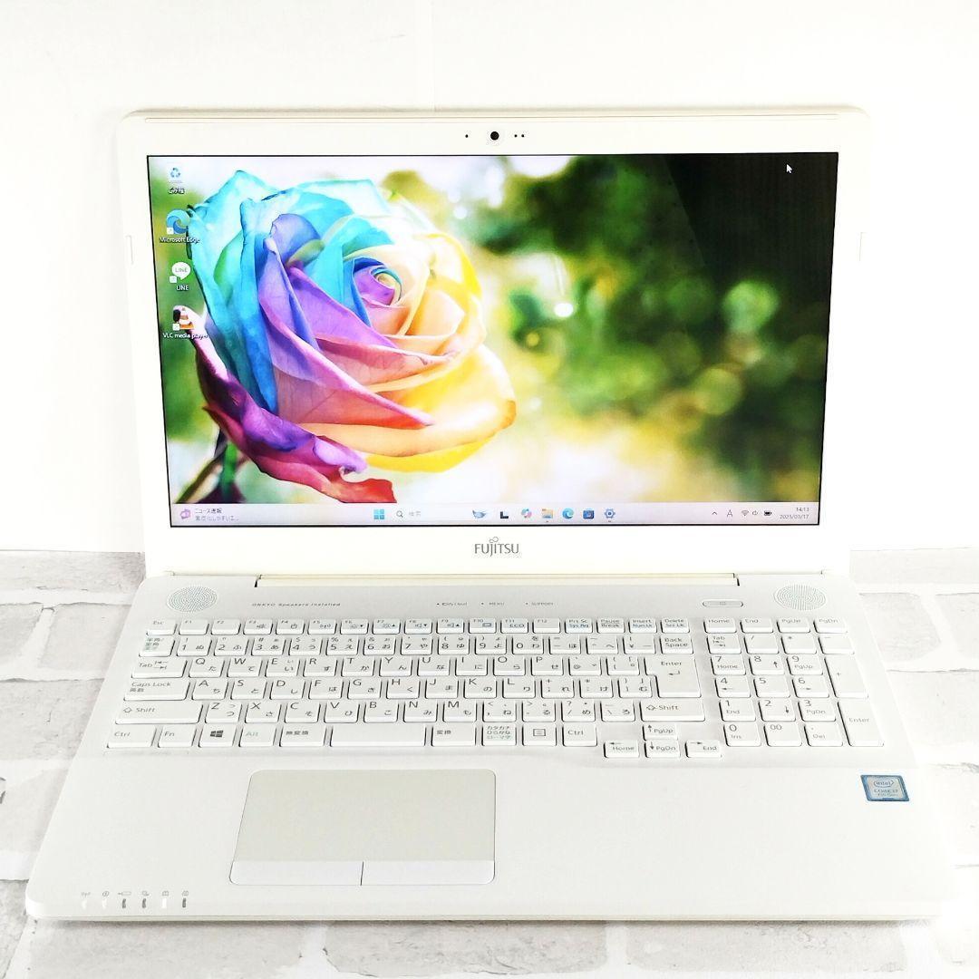 たっぷり1TB✨Corei7✨Windows11✨ノートパソコン カメラ付き たっぷり1TB✨Corei7✨Windows11✨ ノートパソコン カメラ付き