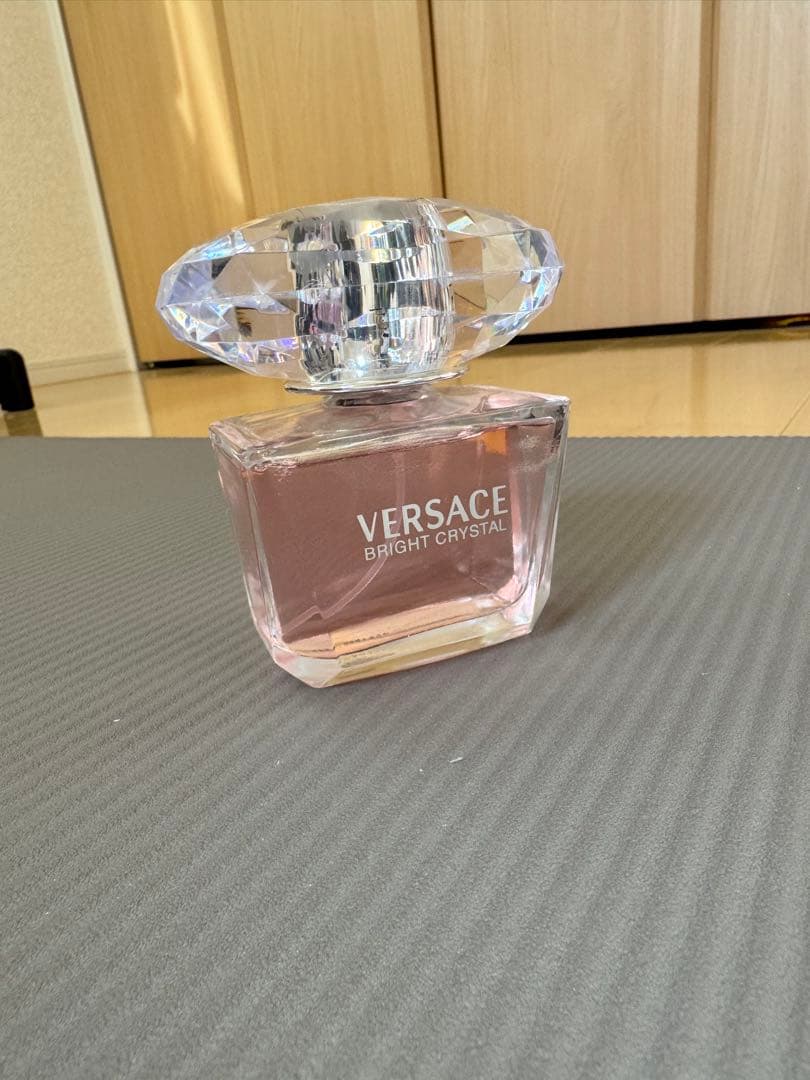 VERSACE BRIGHT CRYSTAL 香水
