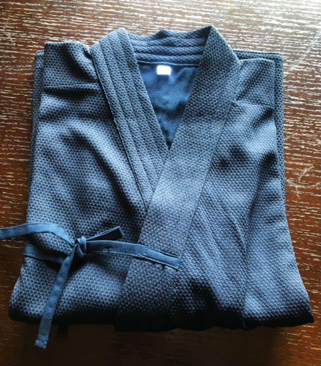 新品】剣道 武具 剣道着 ジャージ剣道着 紺 0号 - メルカリ 新品】剣道 武具 剣道着 ジャージ剣道着 紺 0号 - メルカリ