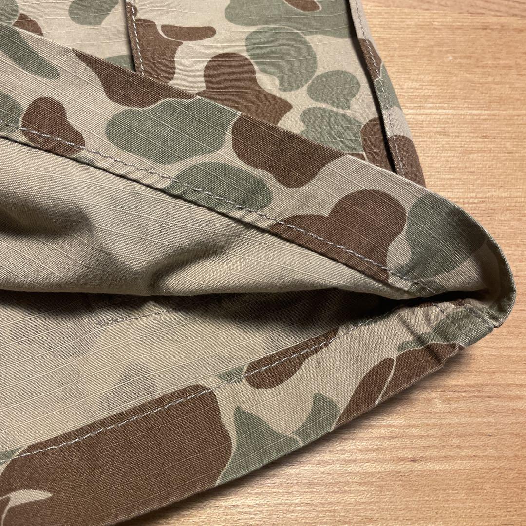 リーバイス Carrier Cargo Shorts Camo W30 - メルカリ
