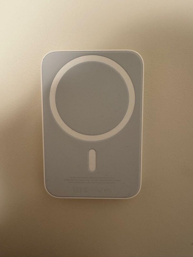 あつひろ様 Apple MagSafe Battery Pack ホワイト