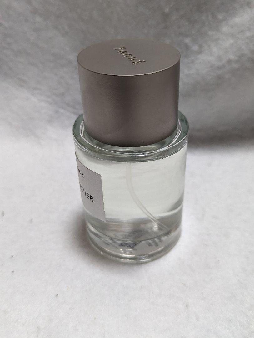 テヌイフェザーオードパルファム50ml テヌイフェザーオードパルファム50ml - 香水(女性用