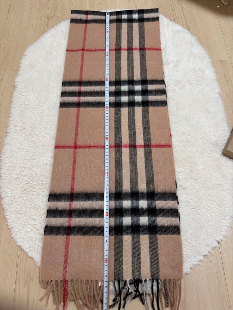 タグ付き新品 バーバリー ノバチェック カシミア ウール マフラー タグ付き新品 バーバリー ノバチェック カシミア ウール マフラー
