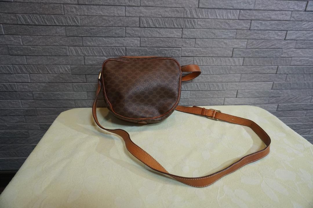 人気SALE人気 ショルダーバッグ セリーヌ 64mZ2-m58955459400 低価最新品