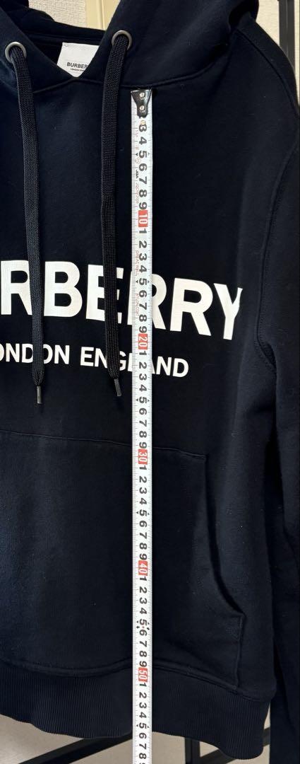 BURBERRY ブラック フード付きパーカー