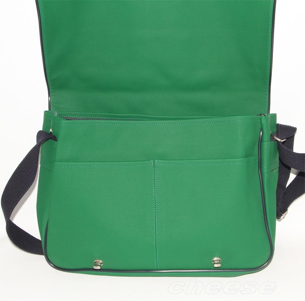 LACOSTE ラコステ ショルダーバッグ メッセンジャーバッグ