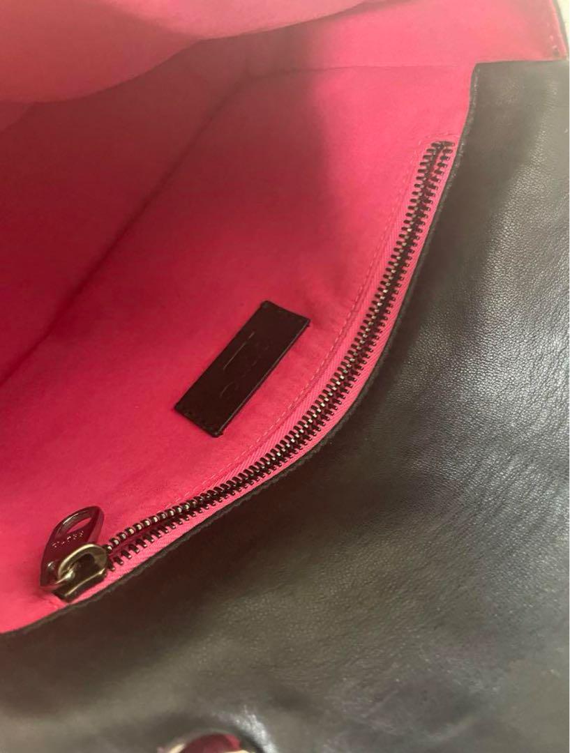 RED VALENTINO（レッドヴァレンチノ）　本革チェーンバック