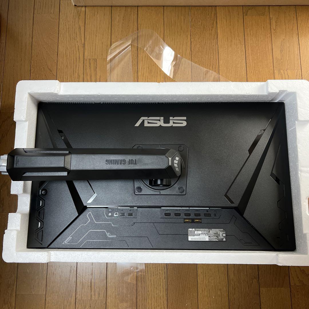 ASUS ゲーミングモニター TUF Gaming VG28UQL1A