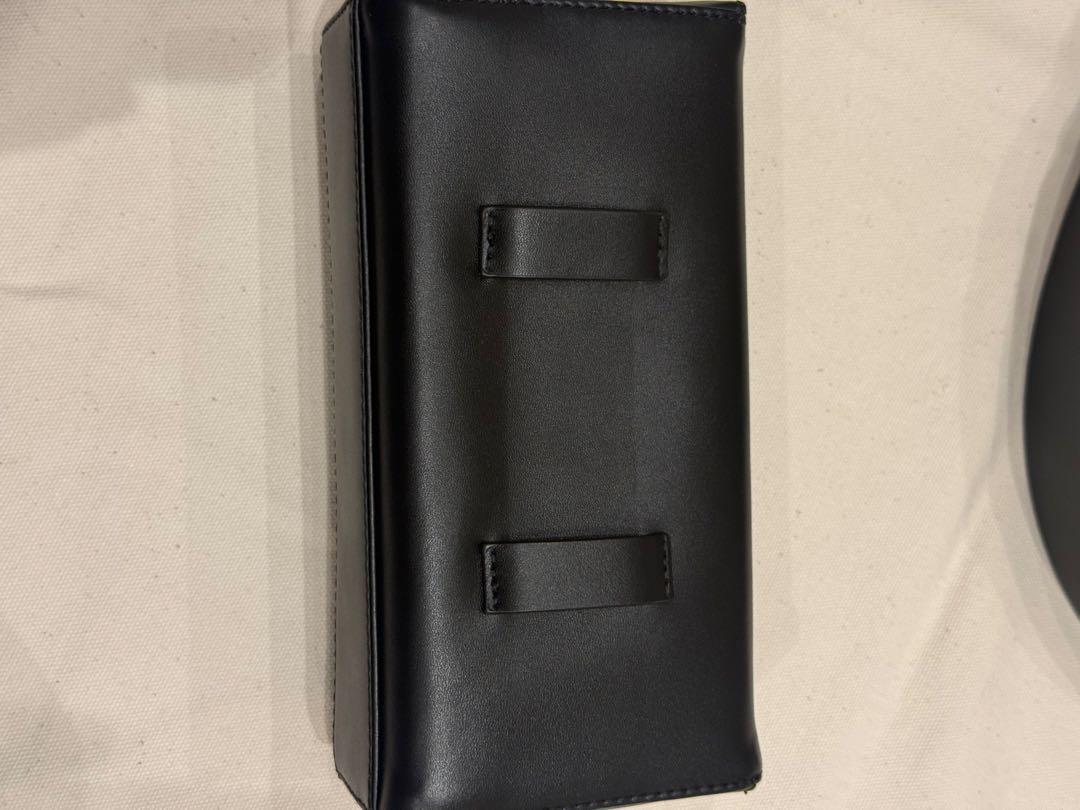 Tnewties トゥエンティーズ　ノベルティ　2wayボディバック 美品 Tnewties トゥエンティーズ ノベルティ 2wayボディバック 美品