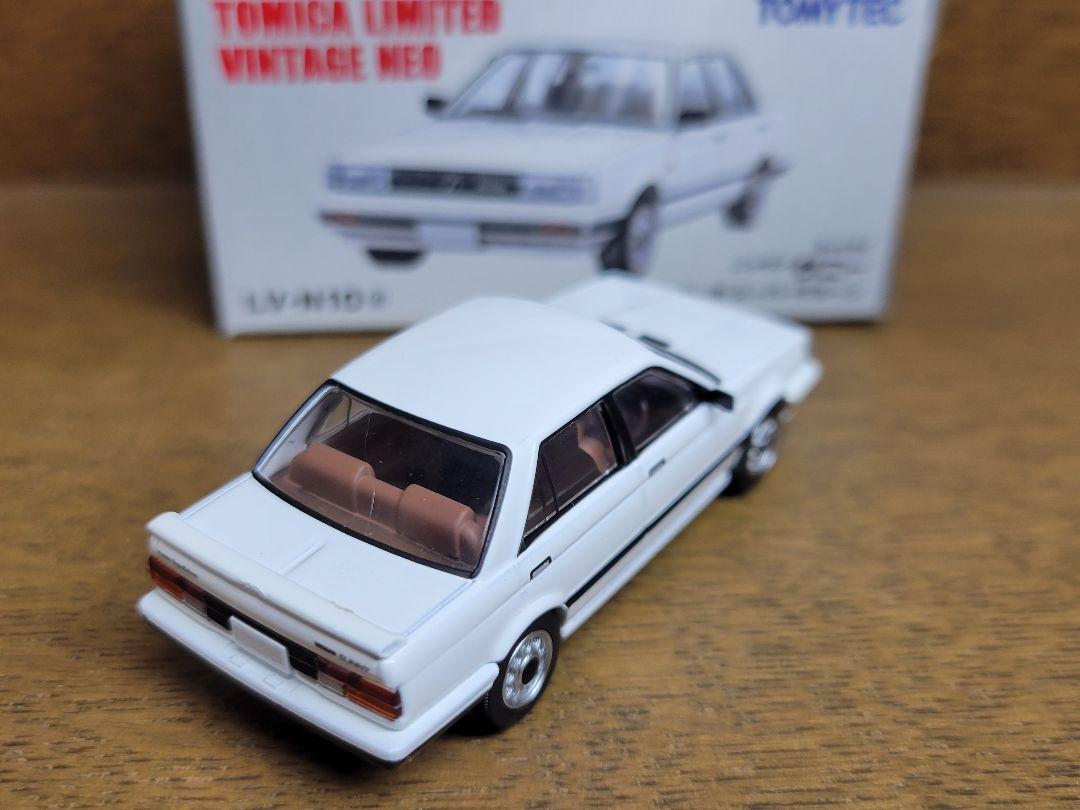 ニッサン サニー1500 トミカリミテッドヴィンテージネオ N10abセット