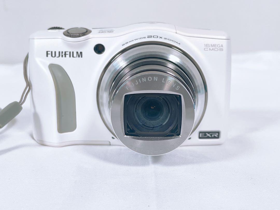 美品 Fujifilm Finepix コンパクトデジタルカメラ F800EXR