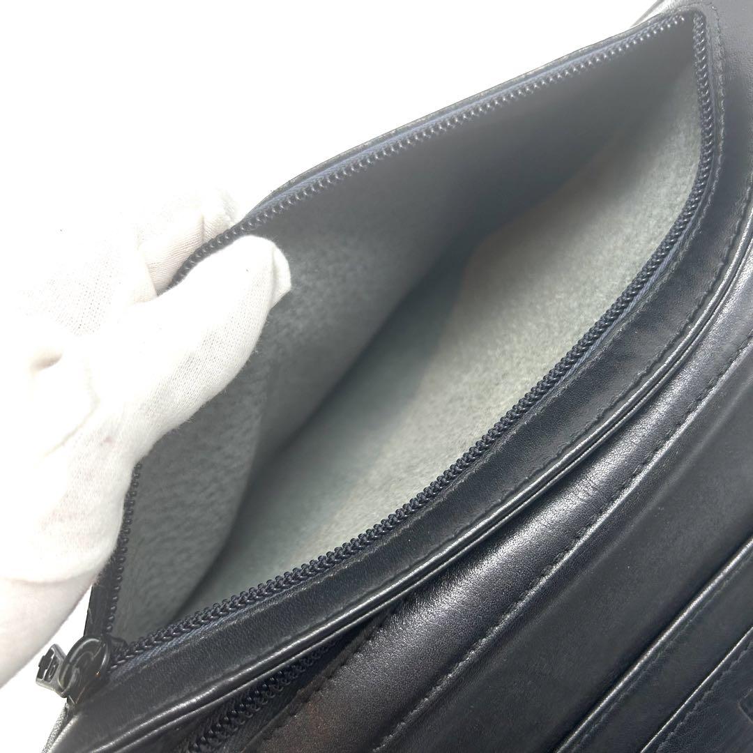 美品✨ロエベ　レザー　クラッチバッグ　アナグラム　レザー　ゴールド金具　メンズ可