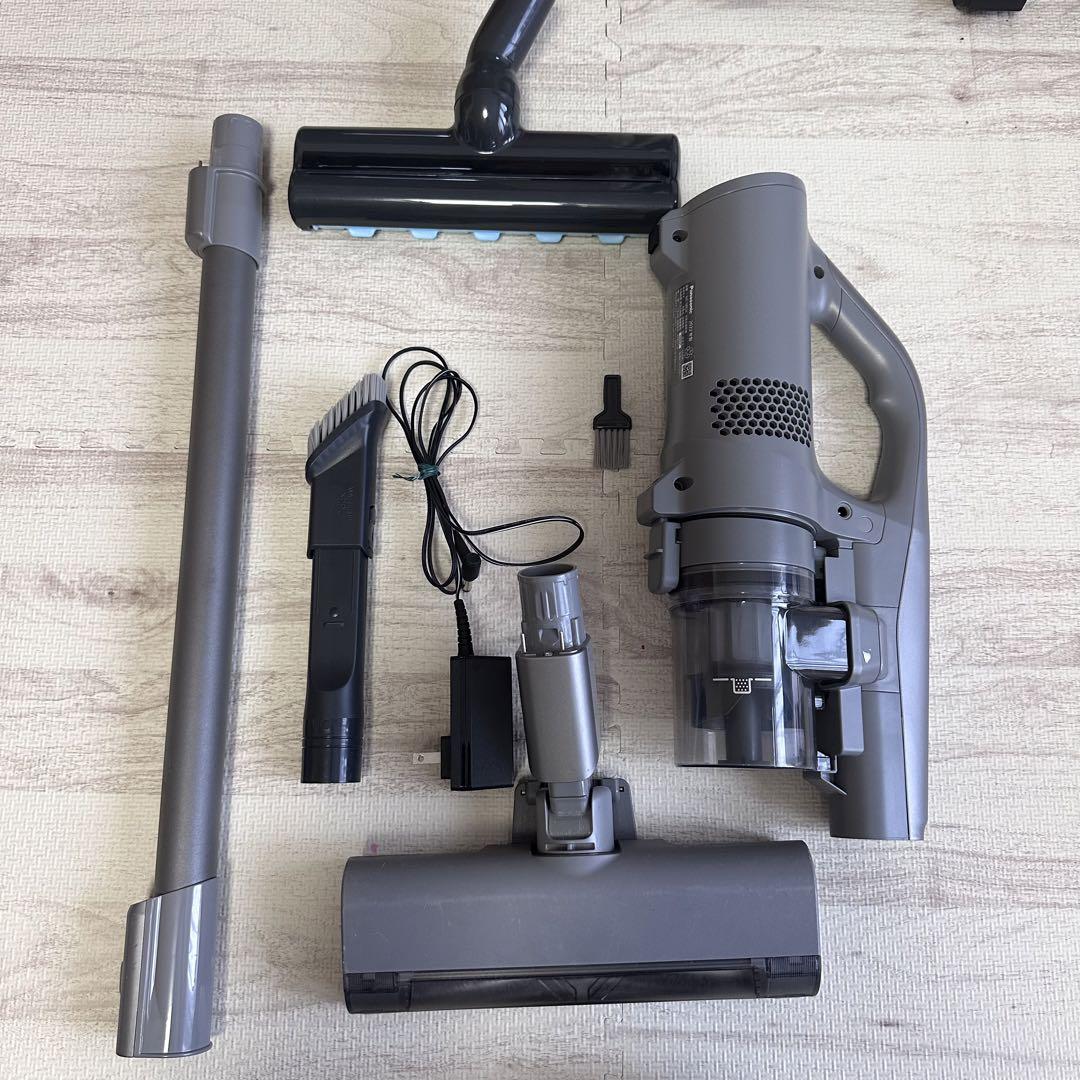 Panasonic コードレス 掃除機 グレージュ MC-SB52K - メルカリ Panasonic コードレス 掃除機 グレージュ MC-SB52K - メルカリ