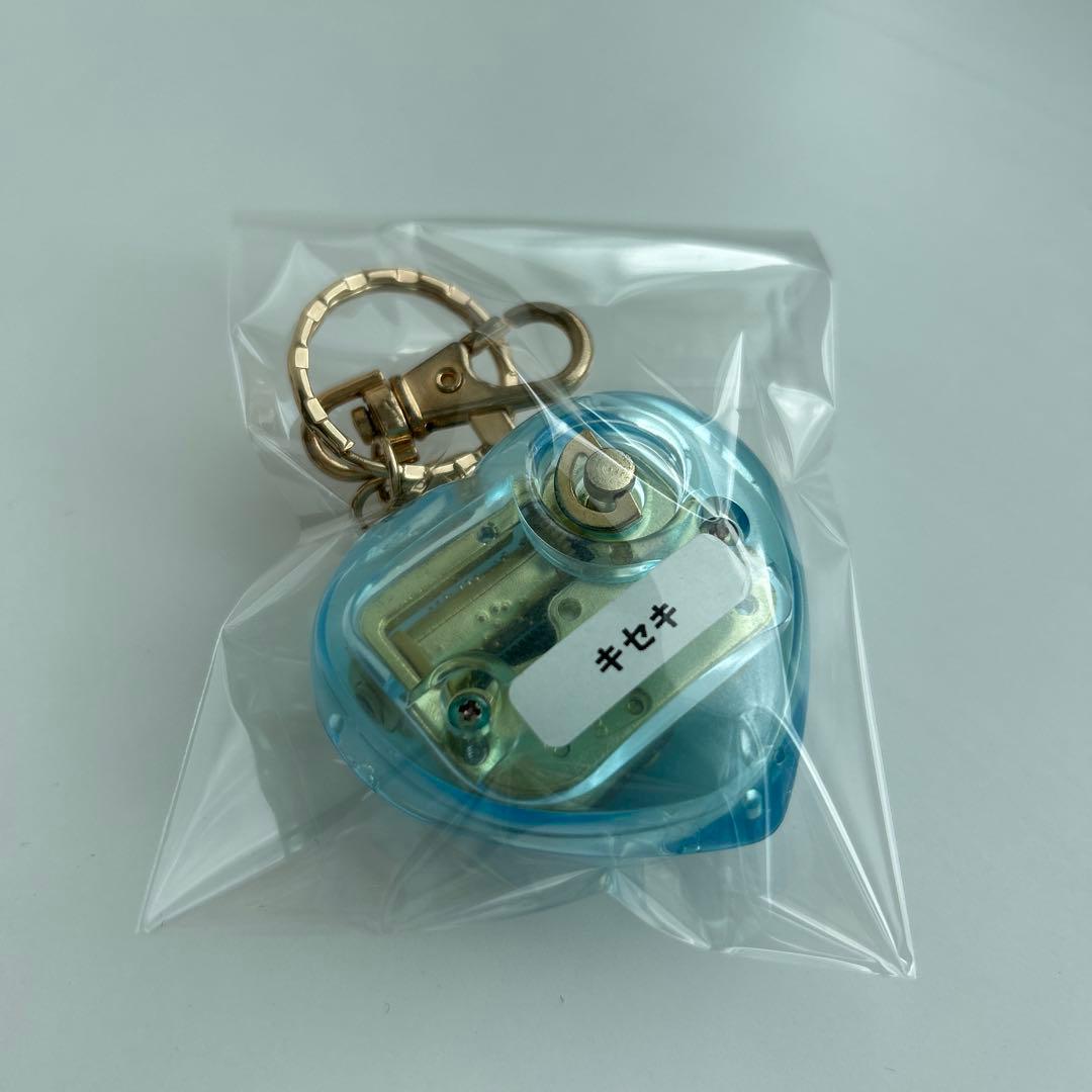 オルゴール付きハート型キーホルダー - メルカリ